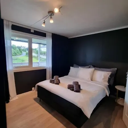 アパート Nyoppusset Naer Aker Og Sentrum ストード